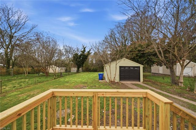 240 Plover DR, Portsmouth, VA 23704