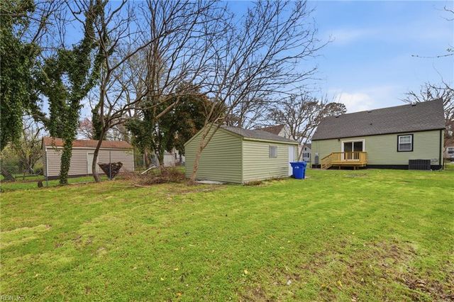 240 Plover DR, Portsmouth, VA 23704