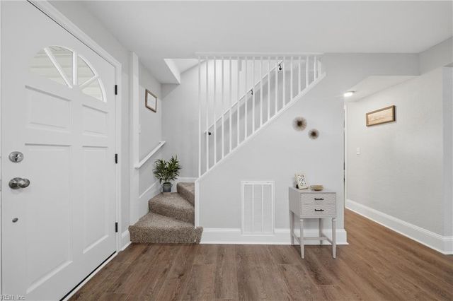 240 Plover DR, Portsmouth, VA 23704