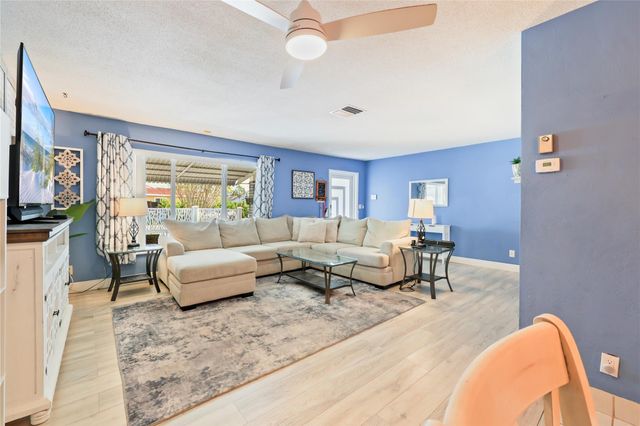 7013 NW 99TH WAY, Tamarac, FL 33321