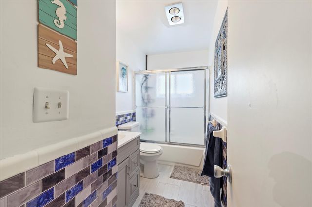 7013 NW 99TH WAY, Tamarac, FL 33321