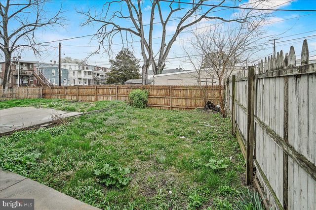 20 S LOCUST ST S, Hagerstown, MD 21740