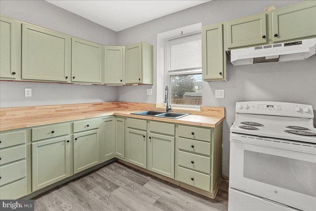 20 S LOCUST ST S, Hagerstown, MD 21740