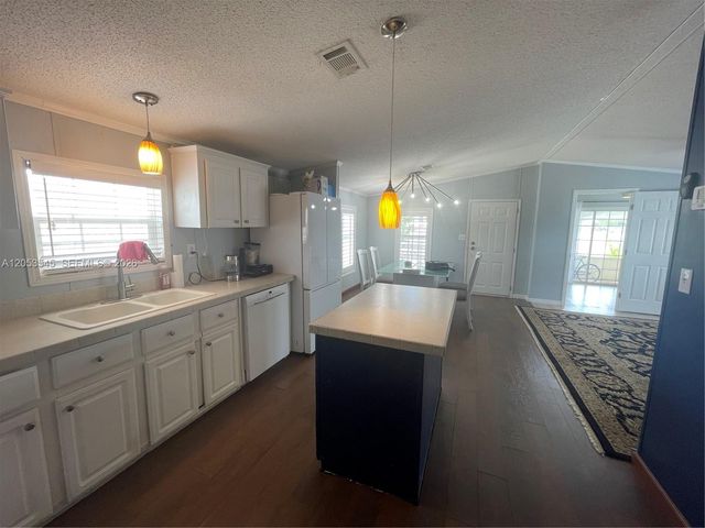 3070 Cove Drive, Dania Beach, FL 33312