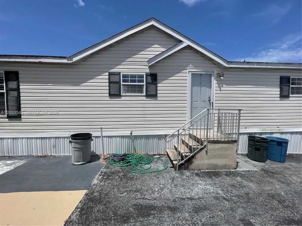 3070 Cove Drive, Dania Beach, FL 33312