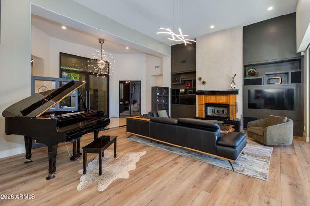 13412 N 14TH Place, Phoenix, AZ 85022