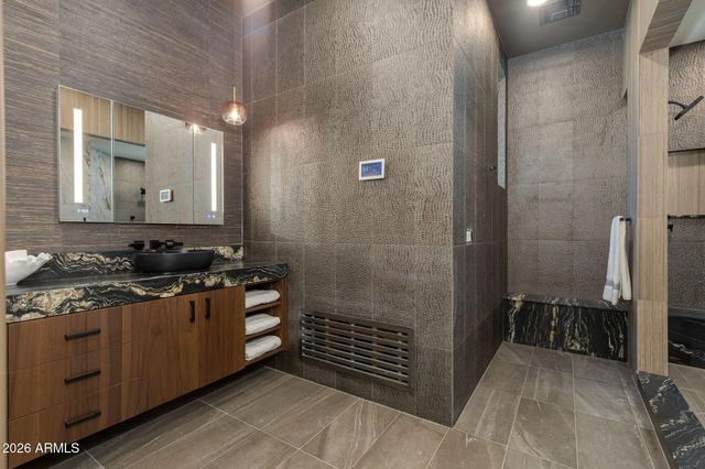 13412 N 14TH Place, Phoenix, AZ 85022