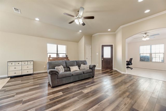 225 Holly Court, Aubrey, TX 76227