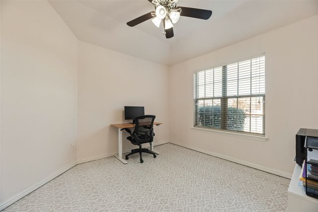 225 Holly Court, Aubrey, TX 76227