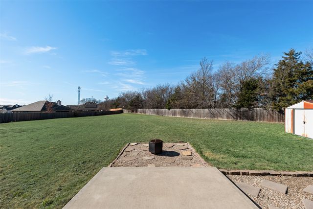 225 Holly Court, Aubrey, TX 76227