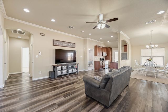 225 Holly Court, Aubrey, TX 76227