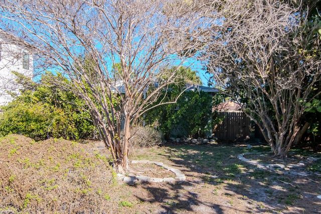 3005 W MEADOW STREET, Tampa, FL 33611