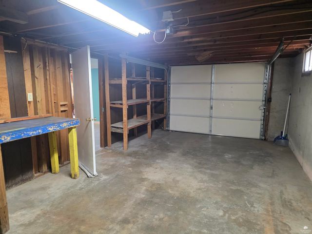 230 S Garfield Street, Enterprise, KS 67441