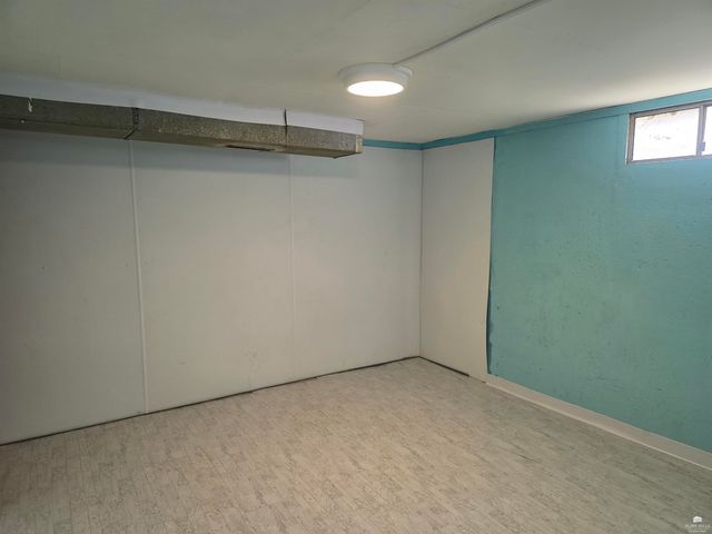 230 S Garfield Street, Enterprise, KS 67441