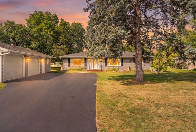3100 Omro Road, Oshkosh, WI 54904