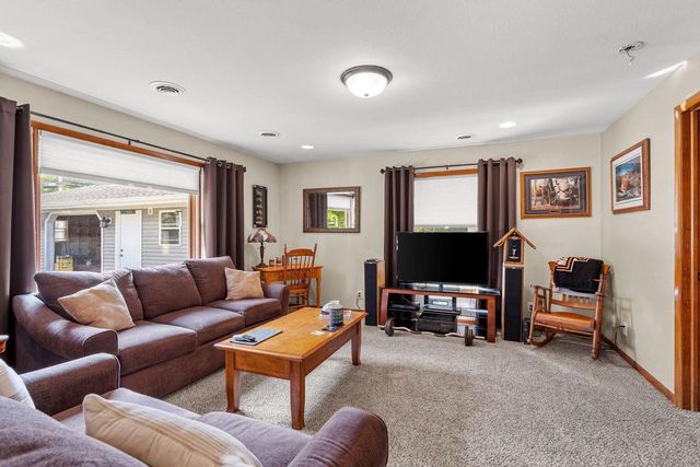 3100 Omro Road, Oshkosh, WI 54904