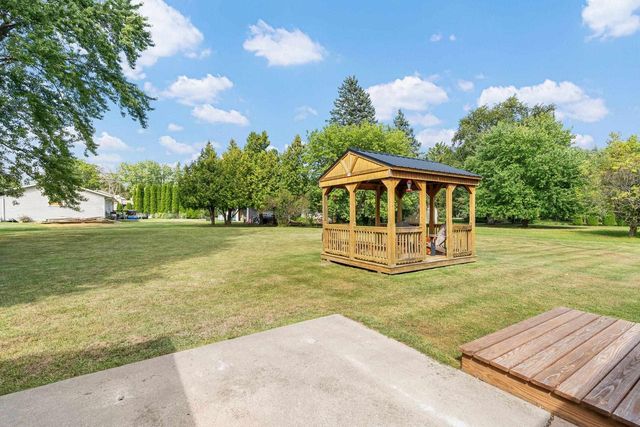 3100 Omro Road, Oshkosh, WI 54904