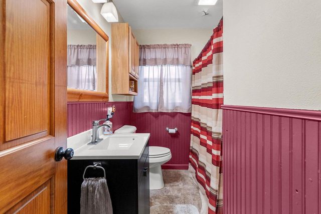 3100 Omro Road, Oshkosh, WI 54904