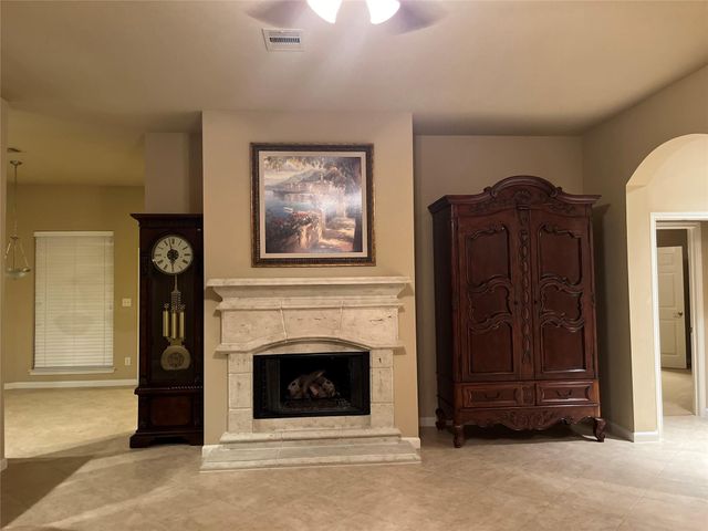 2904 Lakemist Court, League City, TX 77573