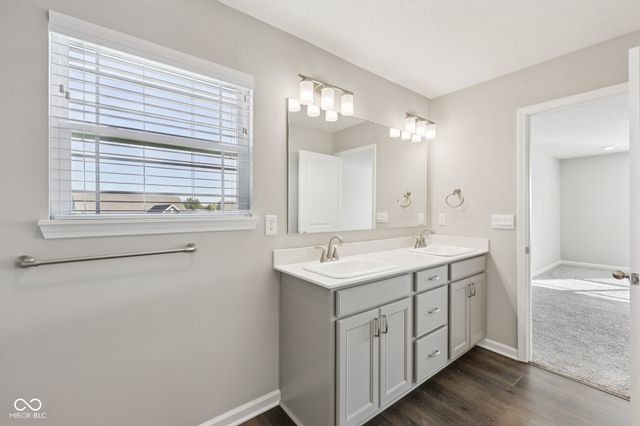 1634 Pelham Drive, Greenwood, IN 46143