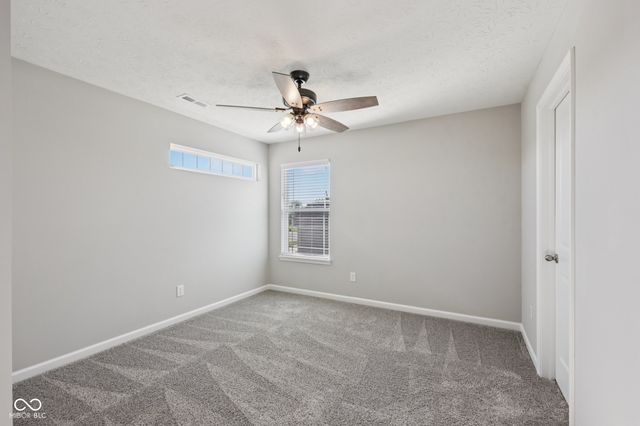 1634 Pelham Drive, Greenwood, IN 46143