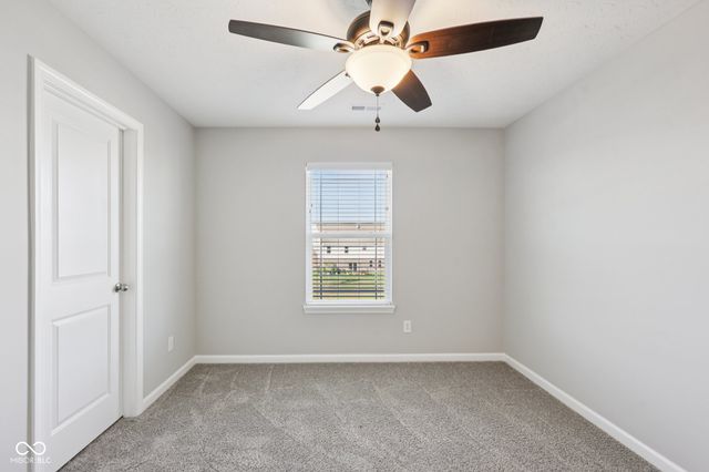 1634 Pelham Drive, Greenwood, IN 46143