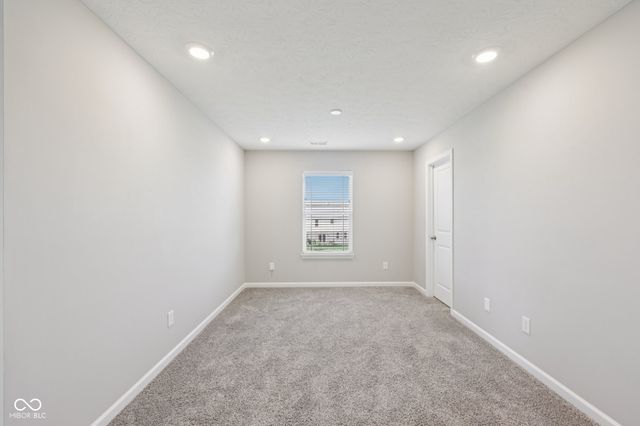1634 Pelham Drive, Greenwood, IN 46143