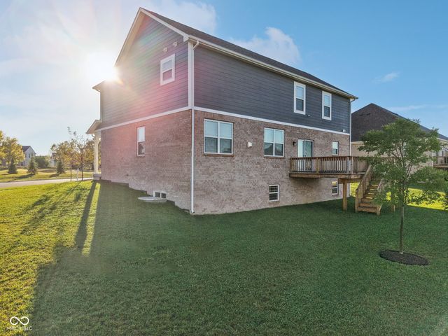 1634 Pelham Drive, Greenwood, IN 46143