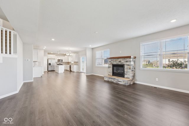 1634 Pelham Drive, Greenwood, IN 46143