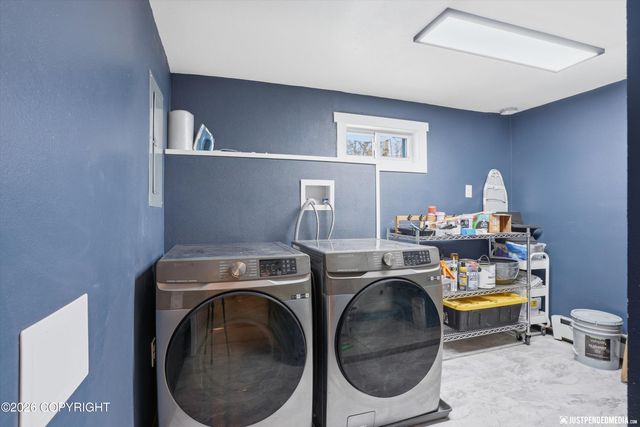 3010 Dawson Street, Anchorage, AK 99503