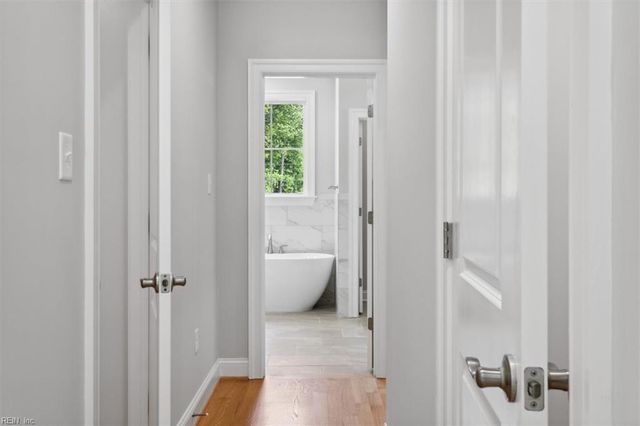 405 Octavia DR, Yorktown, VA 23693