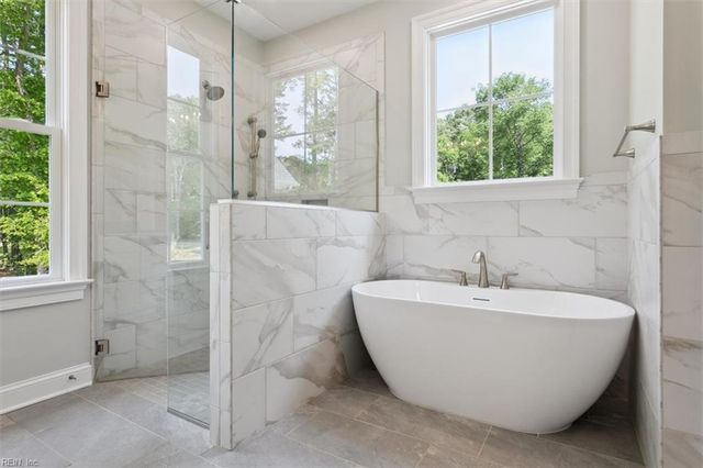 405 Octavia DR, Yorktown, VA 23693