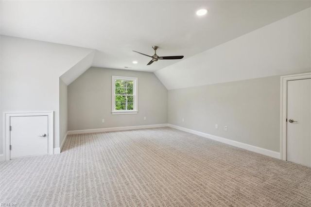 405 Octavia DR, Yorktown, VA 23693