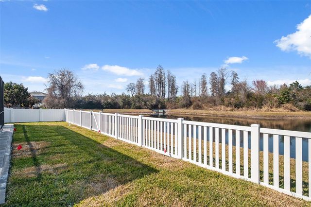 18441 NEW LONDON AVENUE, Land O Lakes, FL 34638