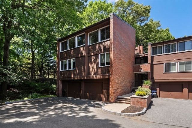 241 Perkins St B102, Boston, MA 02130