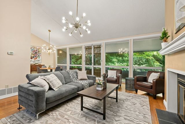241 Perkins St B102, Boston, MA 02130