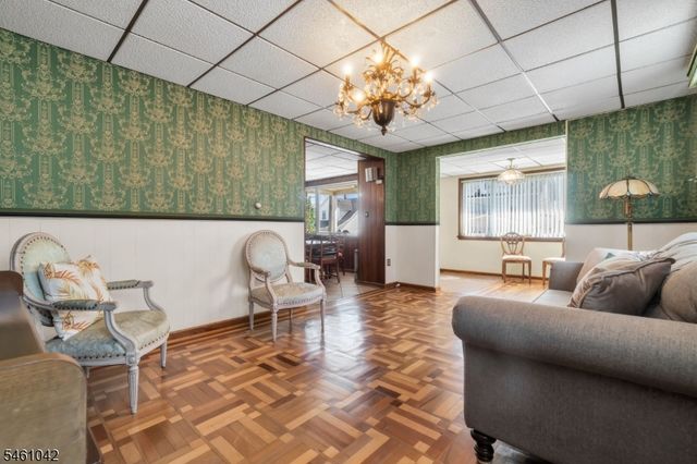 246 E 8Th St, Clifton City, NJ 07011