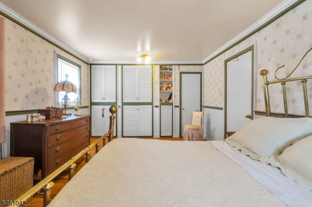 246 E 8Th St, Clifton City, NJ 07011