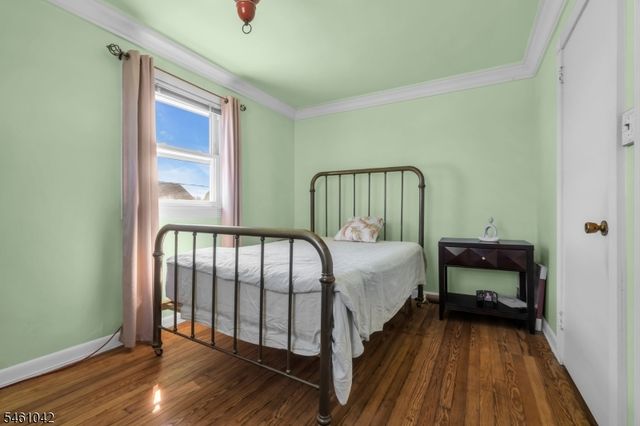 246 E 8Th St, Clifton City, NJ 07011