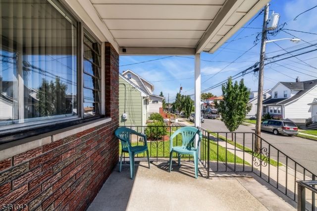 246 E 8Th St, Clifton City, NJ 07011