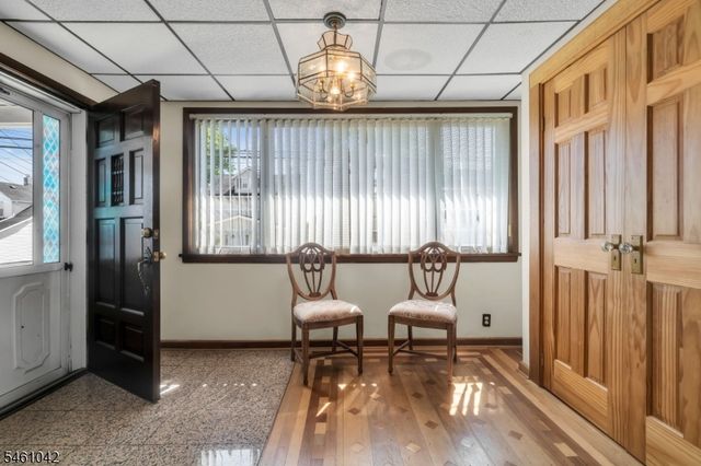 246 E 8Th St, Clifton City, NJ 07011