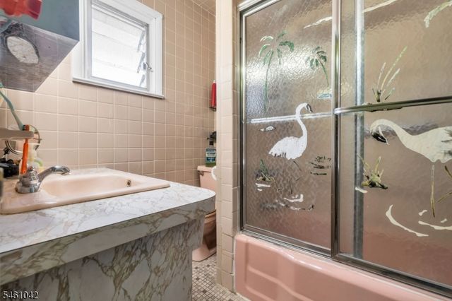 246 E 8Th St, Clifton City, NJ 07011