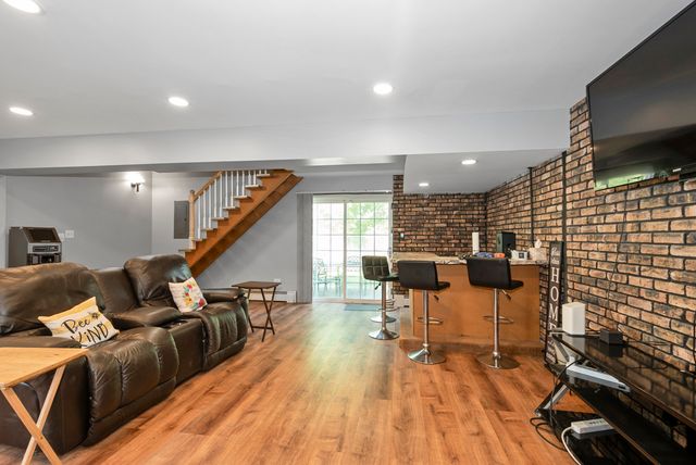 2125 221st Street, Sauk Village, IL 60411