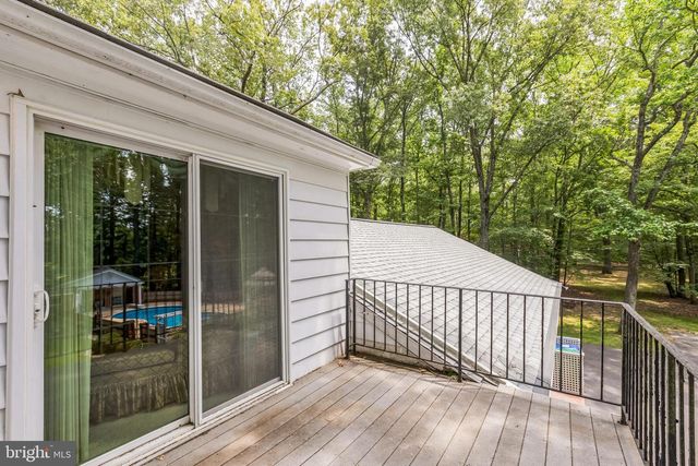 3851 FAWN LN, White Plains, MD 20695