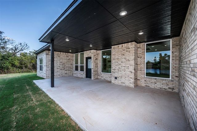 2260 County Road 1270, Blanchard, OK 73010