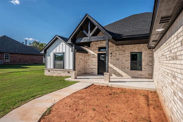 2260 County Road 1270, Blanchard, OK 73010