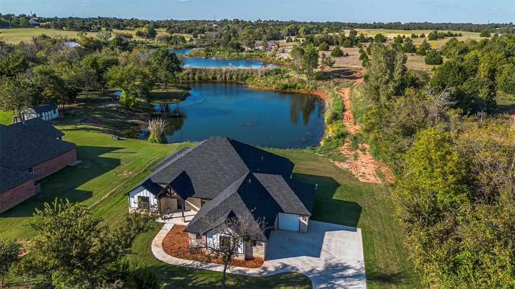 2260 County Road 1270, Blanchard, OK 73010