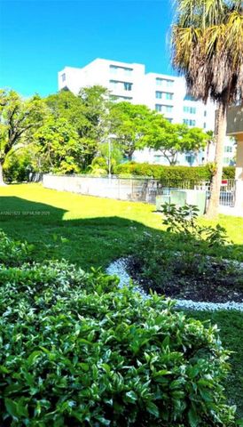 9159 SW 77th Ave 101, Miami, FL 33156
