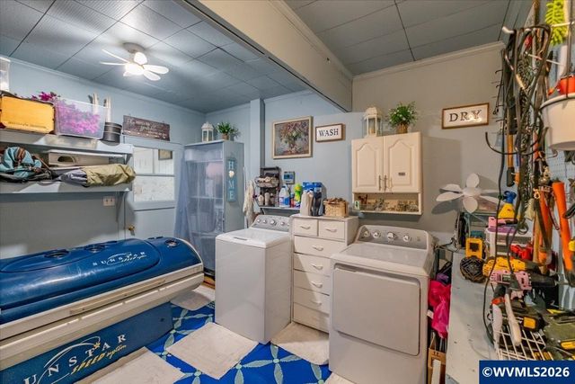 1424 Rainier Rd, Woodburn, OR 97071
