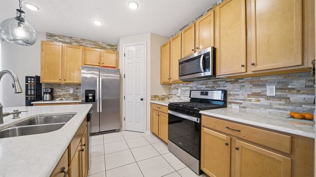 374 Convex Ln, St Augustine, FL 32095